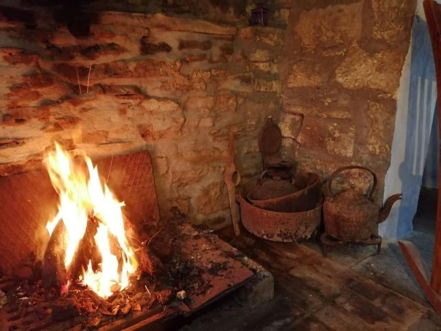 -Going Back In Time- 200 Year Old Farmhouse Creegh Kültér fotó